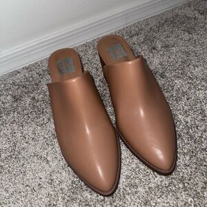 Heeled booties